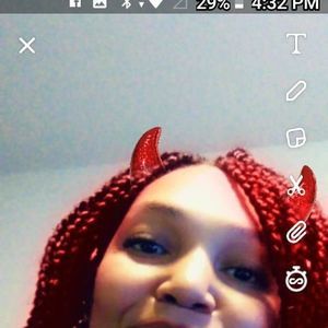 Meet your Posher, Monique